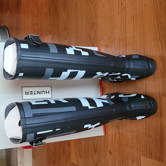HUNTER Tall Exploded Logo Rain Boot Size 8 - Picture 5 of 11